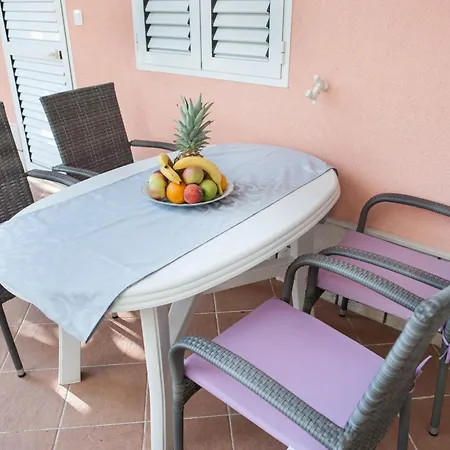Apartamento Majic 2 *